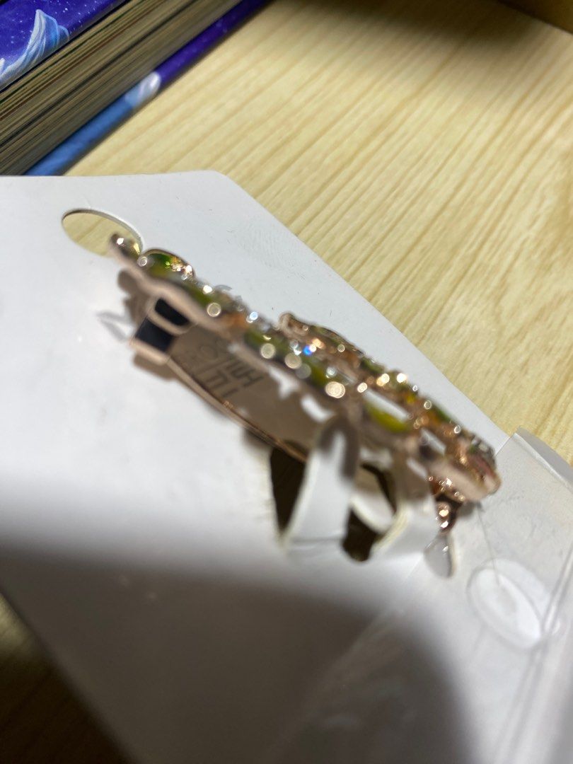 Brooches with nice pattern Women s Fashion Jewelry