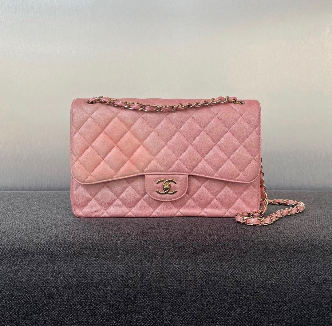 2018 Chanel Light Dusky Pink Quilted Caviar Medium Business