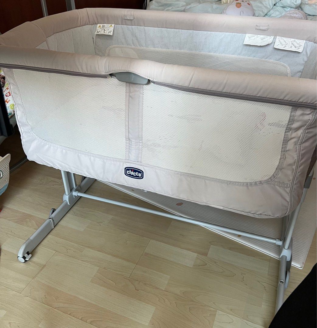 Chicco Next2Me crib, Babies & Kids, Baby Nursery & Kids Furniture, Cots