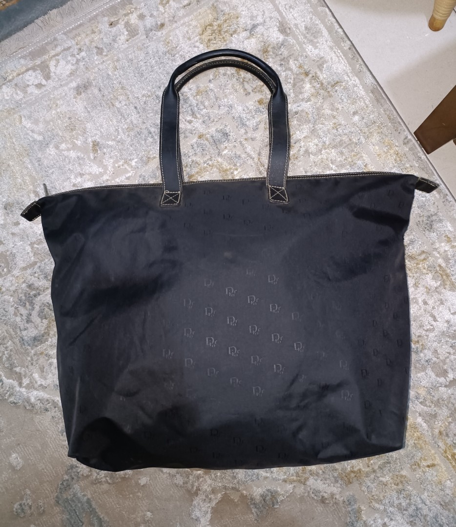 Louis Vuitton Black Monogram Desire Vertical Lockit MM Bag