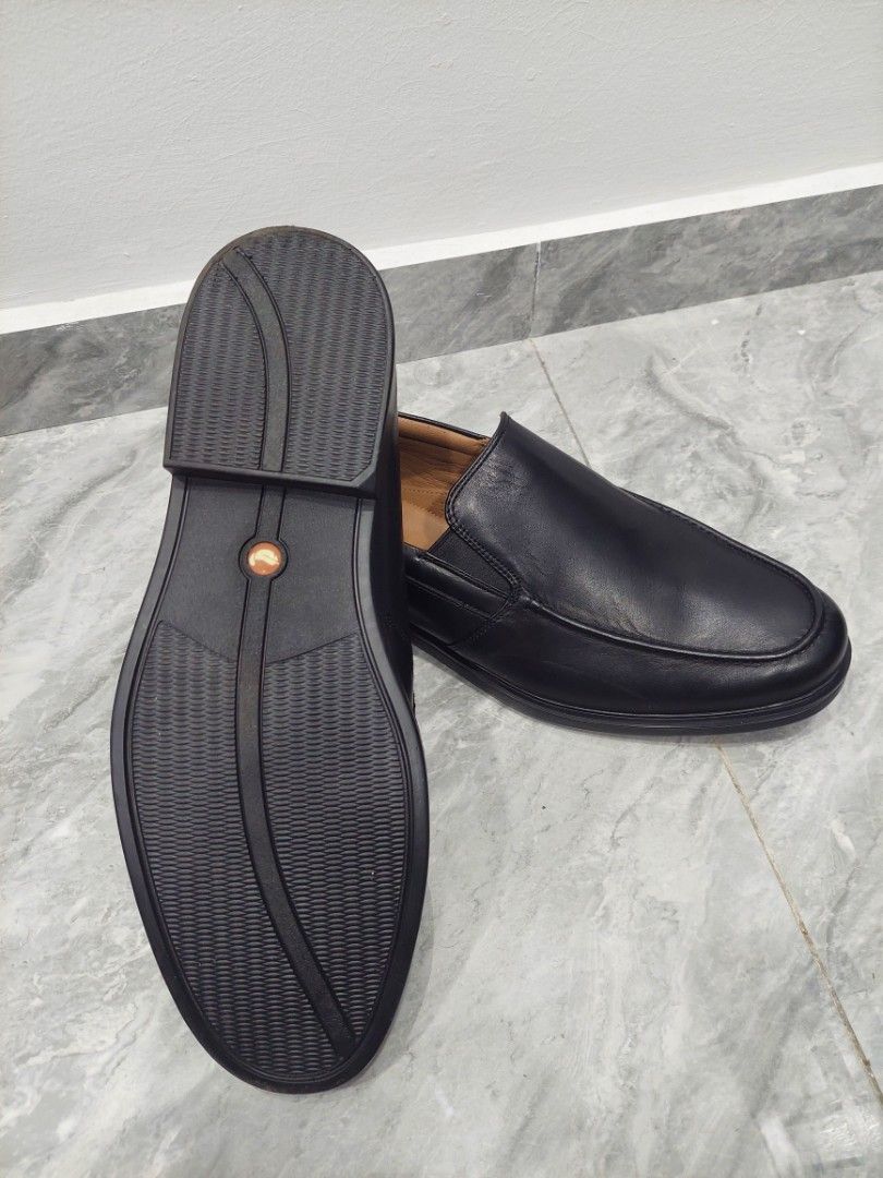 Clarks mens on sale shoes size 12
