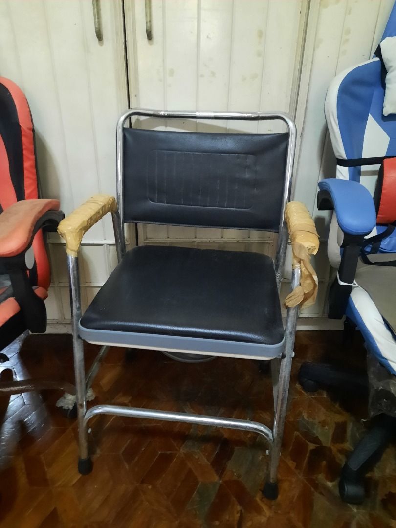 Commode urinal chair for the elderly on Carousell
