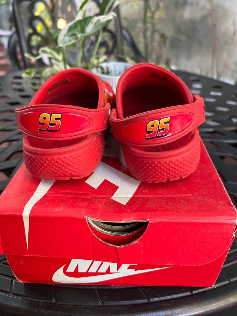 Crocs mcqueen cars hot sale