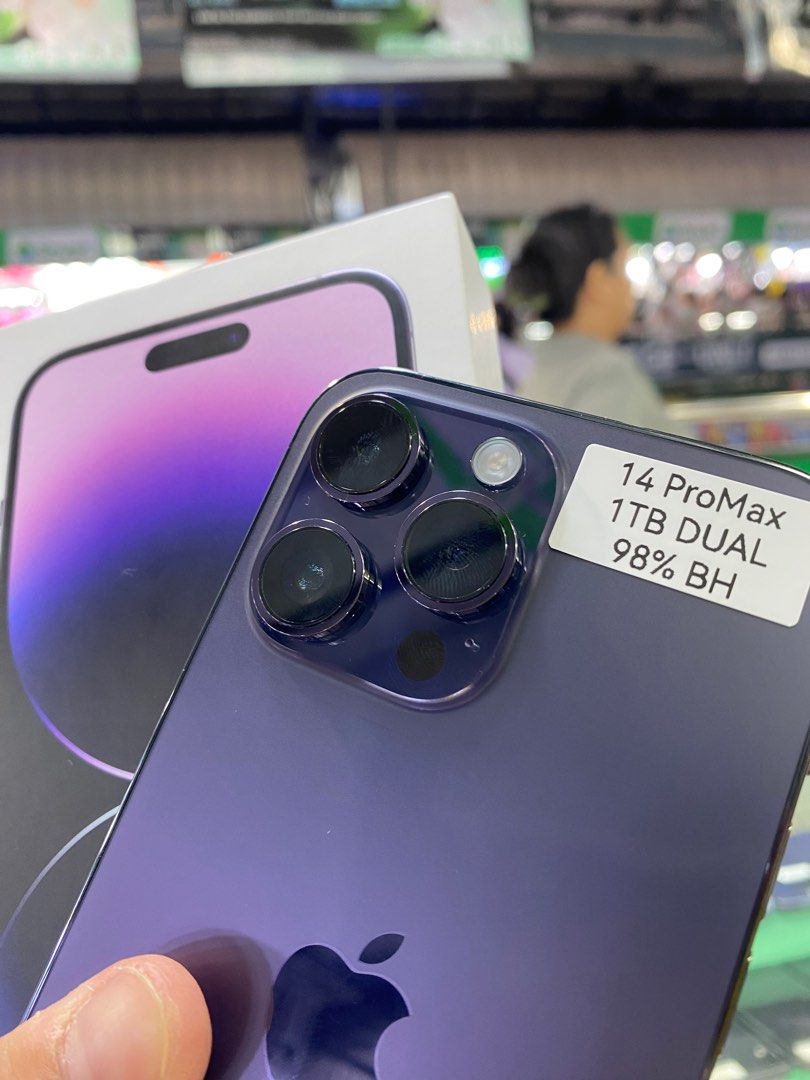 DEEP PURPLE IPHONE 14 PRO MAX 1TB DUALSIM OPENLINE NO ISSUE (Category: iPhone 14 Series) located in Pasig City. Submitted by fairgadgetshop (Listing ID 1248368610, Image 2). Description: OPEN FOR SALE, SWAPPING OR TRADE-IN WE ARE BUYING PRELOVED OR BRANDNEW (EVEN BY BULK) ALL KINDS OF GADGET LAPTOP, IPHONES, ANDROID SMARTPHONES, APPLE WATCH, IPAD ETC. MESSAGE US FOR MORE INFO.✨🧡 (RFS: BUY & SELL) Selling Preloved: IPHONE 14 PRO MAX 1TB DUAL SIM 