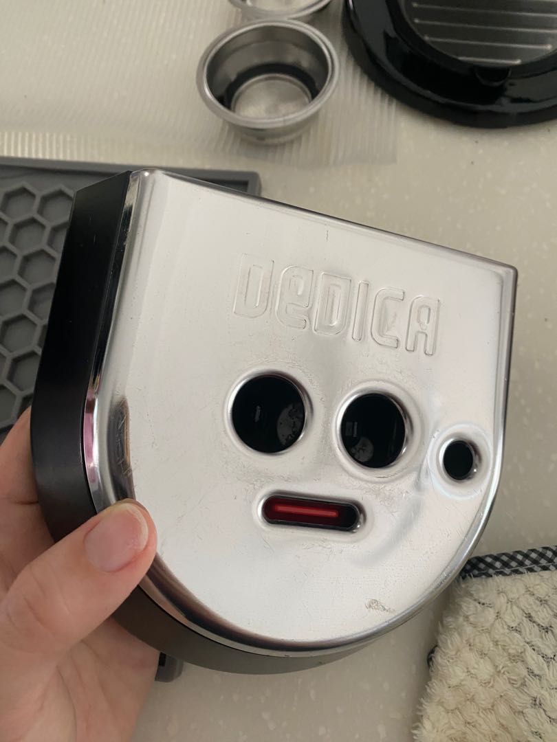 Delonghi EC685B Dedica Pump Coffee Machine Black, TV & Home