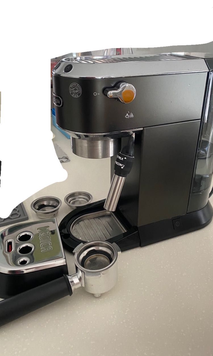 Delonghi EC685B Dedica Pump Coffee Machine Black, TV & Home