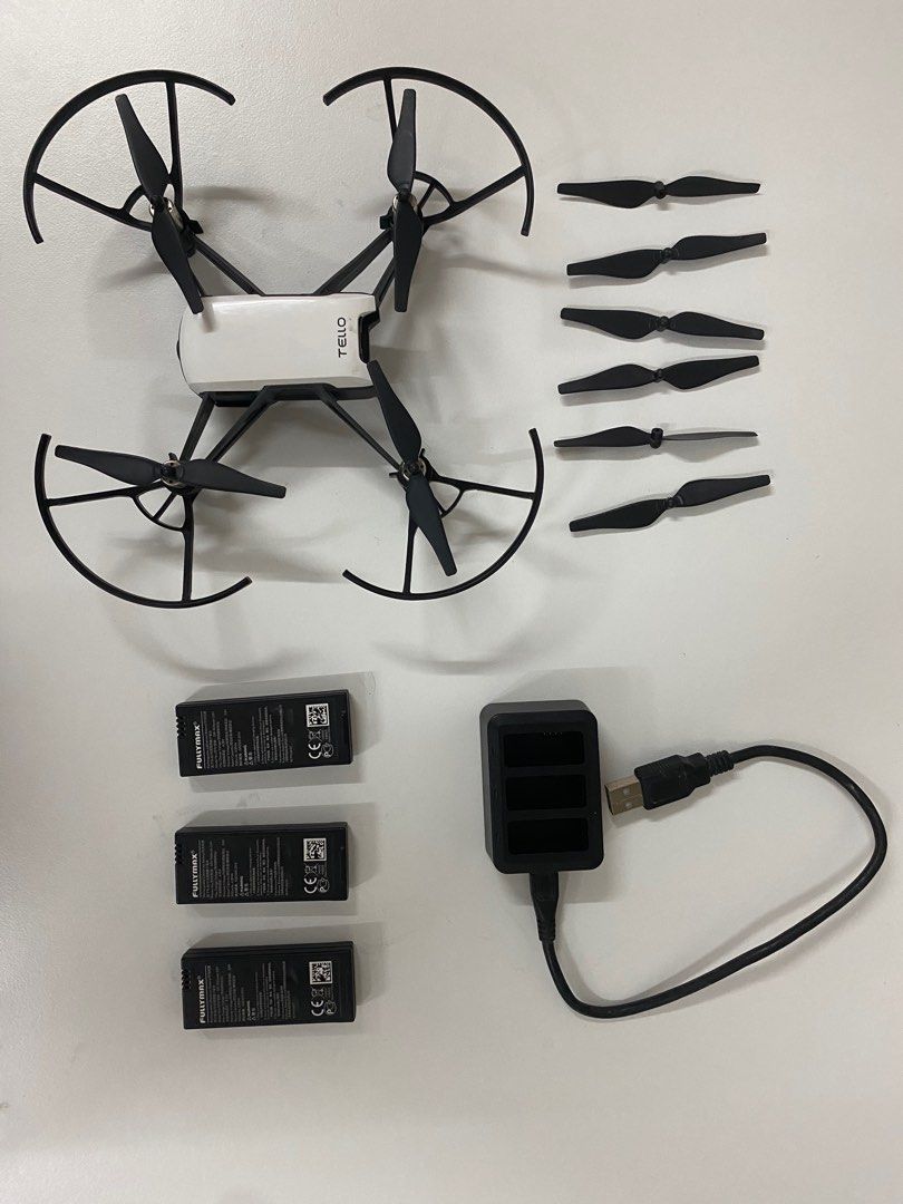 Dji cheap tello bundle