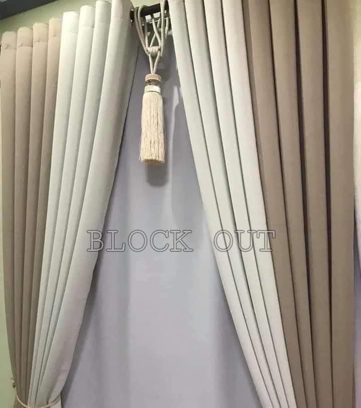 Elegant curtains (Category: Curtains & Blinds) located in Pasig City. Submitted by lizzy_ph (Listing ID 1248428334, Image 2). Description: 3in1 set - 6ft long - 1500 plus sf 3in1 set - 7ft long - 1700 plus sf Makapal ang tela .