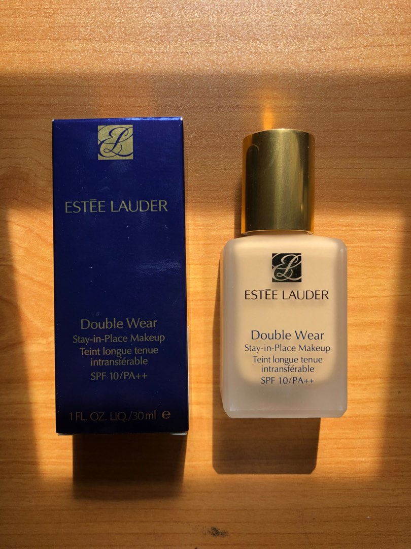 Estee Lauder Double Wear Stay-in-Place Makeup, Warm Vanilla 2W0 - 1 fl oz bottle