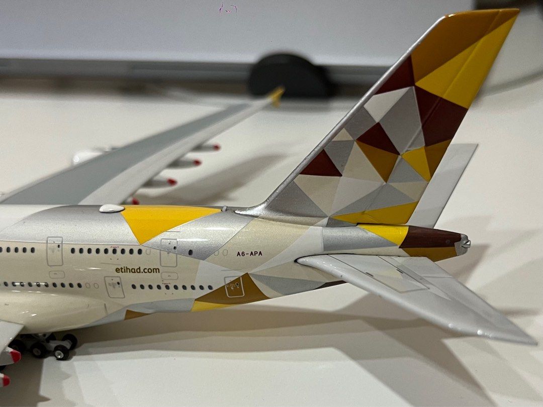 Modellino A380 Etihad Airways In Lega Pressofusa - Scala 1:400, 15,5 Cm, Collezione Da Aereo