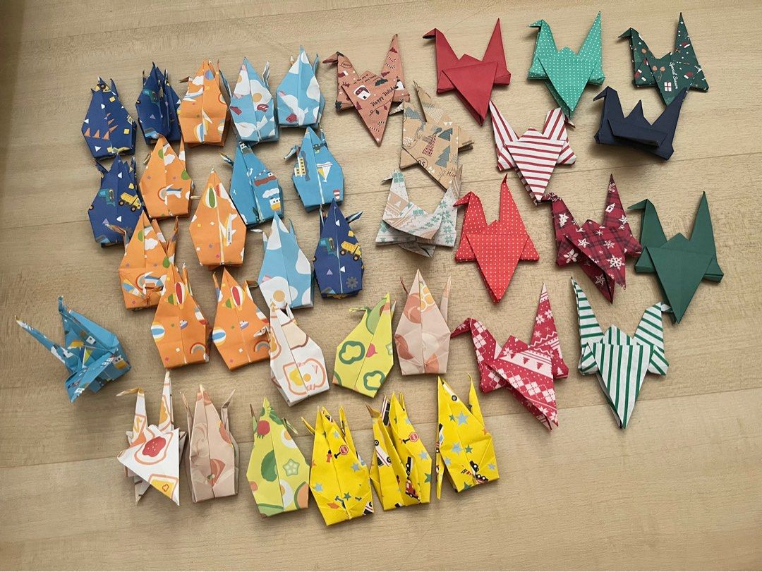 Folded paper cranes!, Hobbies & Toys, Stationery & Craft, Handmade Craft on Carousell