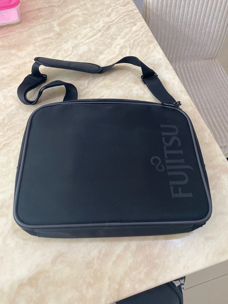 Fujitsu Laptop Bag, Computers & Tech, Parts & Accessories, Laptop Bags