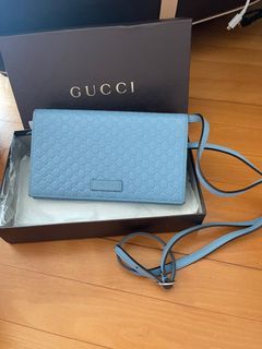Gucci Wallet on chain