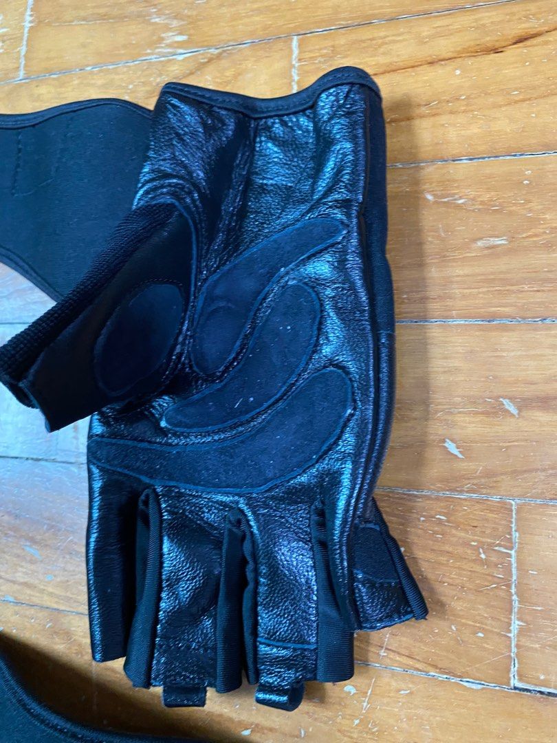 Nivia hand gloves clearance