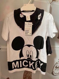 H&M set Mickey Mouse