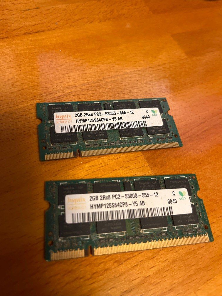 Barrette Mémoire Netlist 2GB DDR2 SO-DIMM PC2-5300S - 200 Broches, Occasion