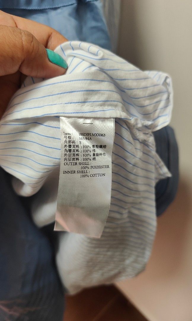 INITIAL （分類：連身裙）位於 Hong Kong。 由 simple.stuff 提交（商品編號 1248295259，圖片 6）。簡介： INITIAL DRESS Size: Medium Relocate soon!! (Any 3 for 💯)。