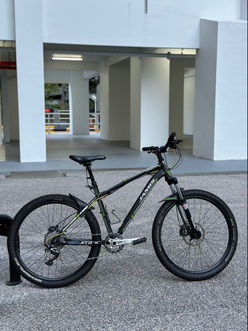 Jamis Trail X3 Hard Tail Mountain Bike MTB great for trails