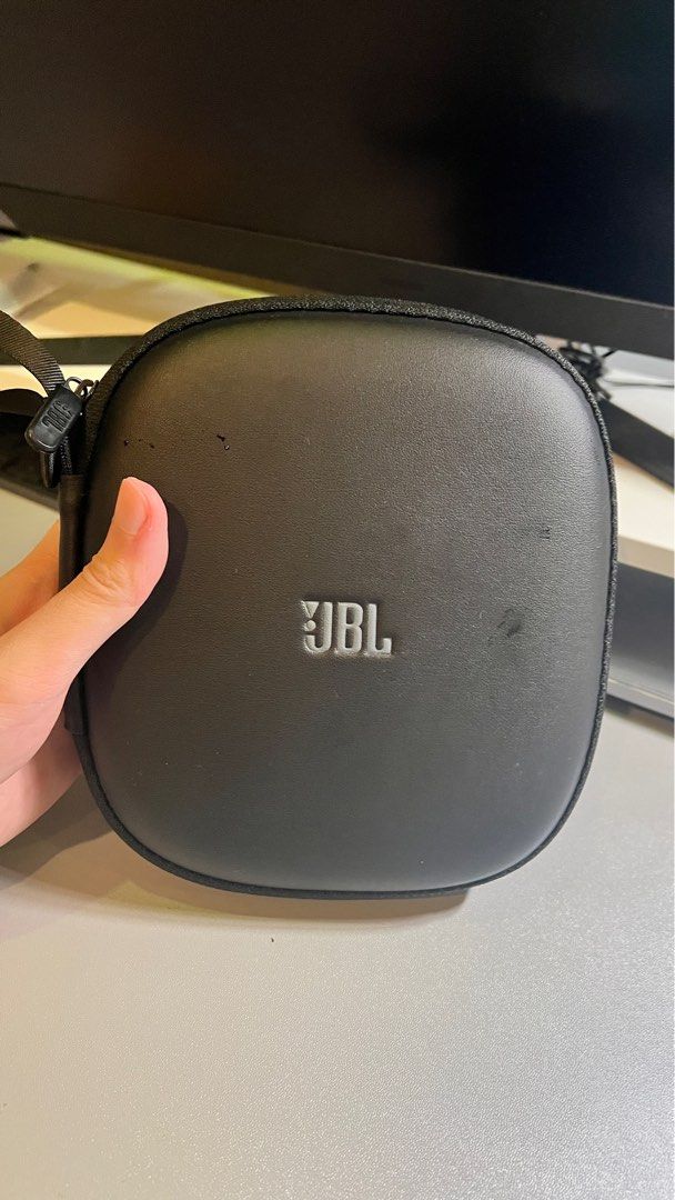 Jbl v750 everest deals
