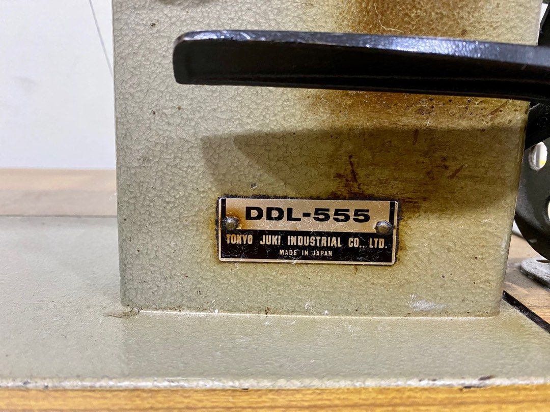 JUKI Sewing Machine (DDL555), TV & Home Appliances, Other Home