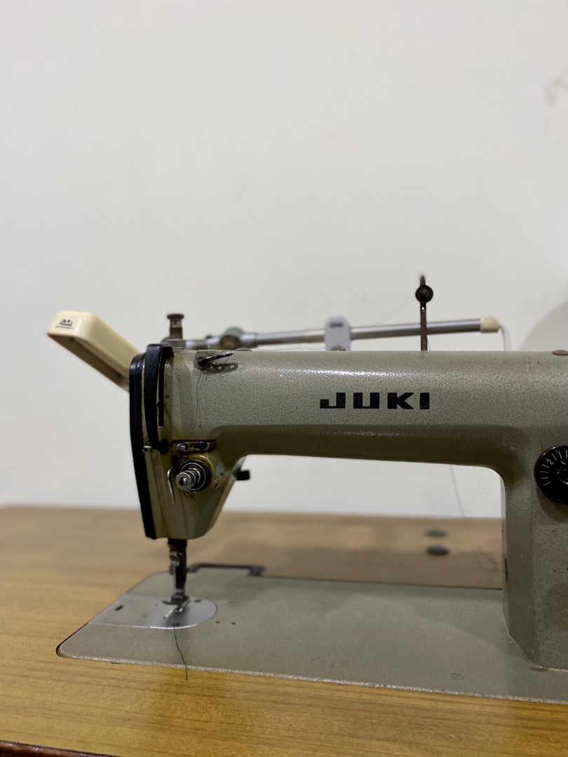 JUKI Sewing Machine (DDL555), TV & Home Appliances, Other Home