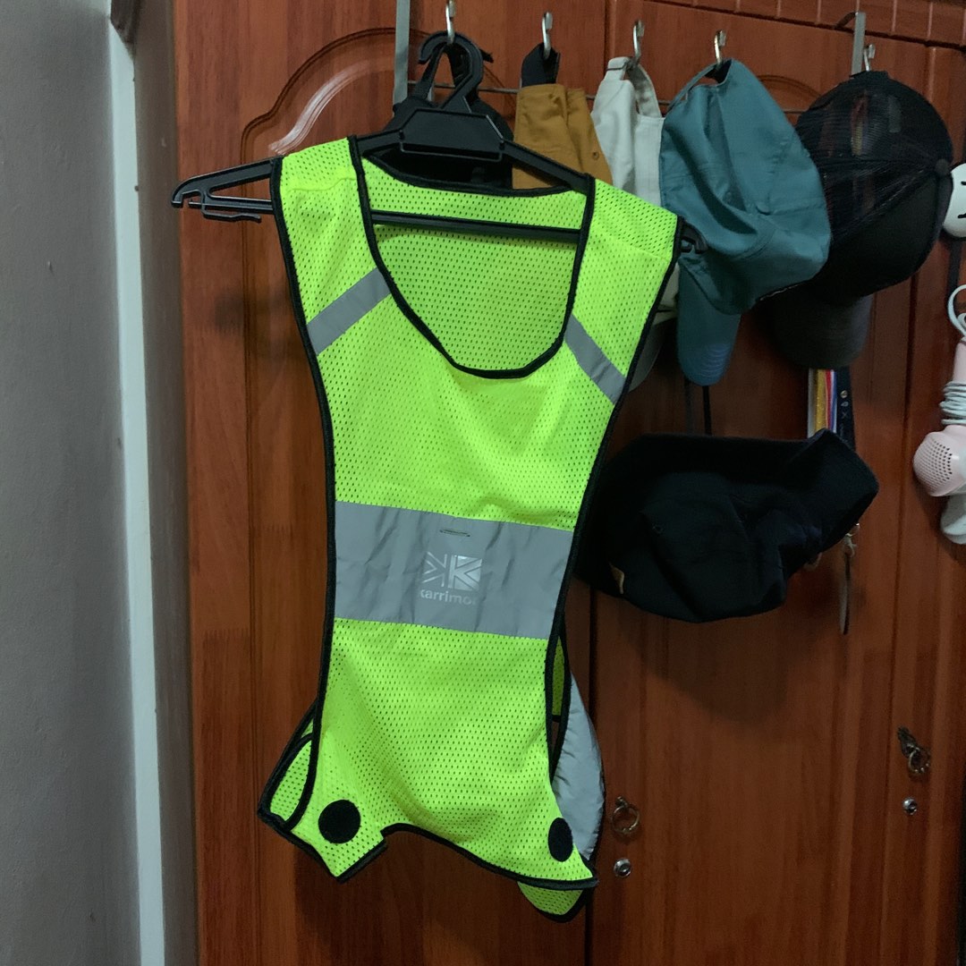 KARRIMOR RUNNING RUN VEST, Sports Equipment, Other Sports Equipment and