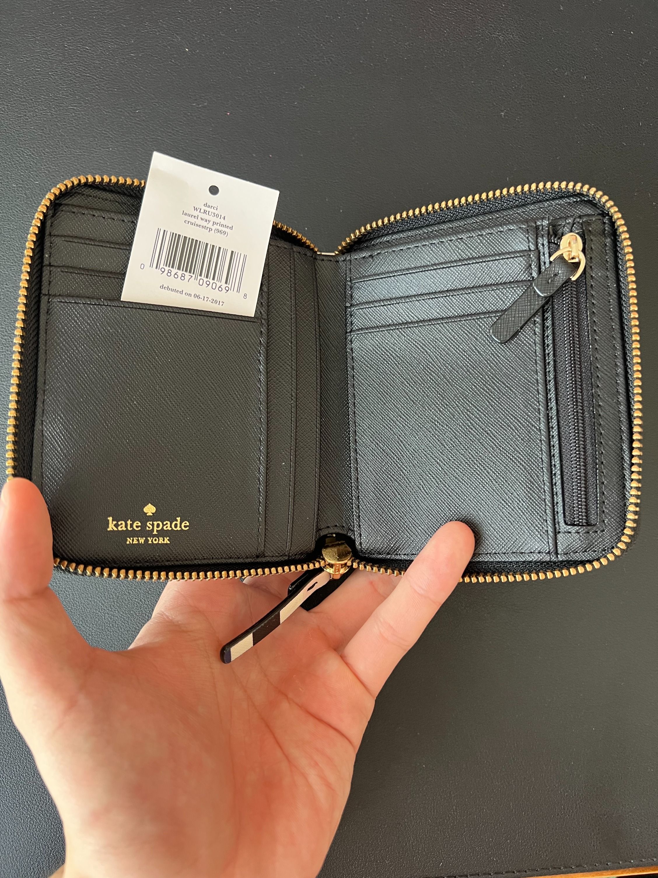 Kate spade wallet canada sales