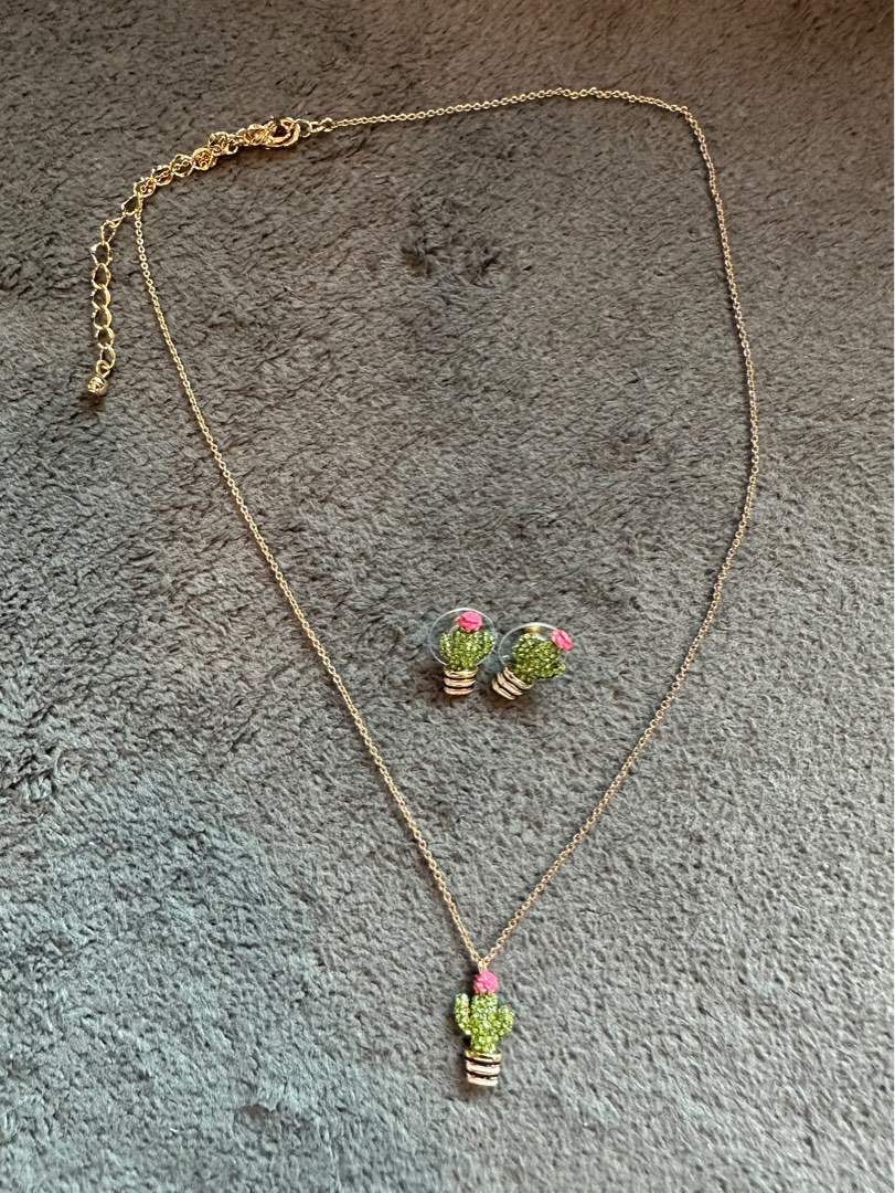 Kate Spade Necklace Earring Set Cactus