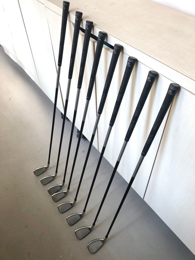 King Cobra iron set, Sports Equipment, Sports & Games, Golf