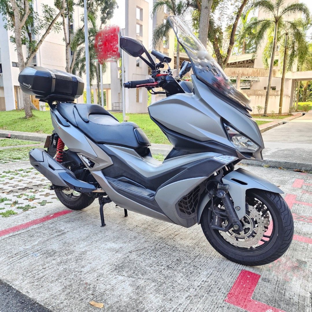 Kymco xciting 400s store
