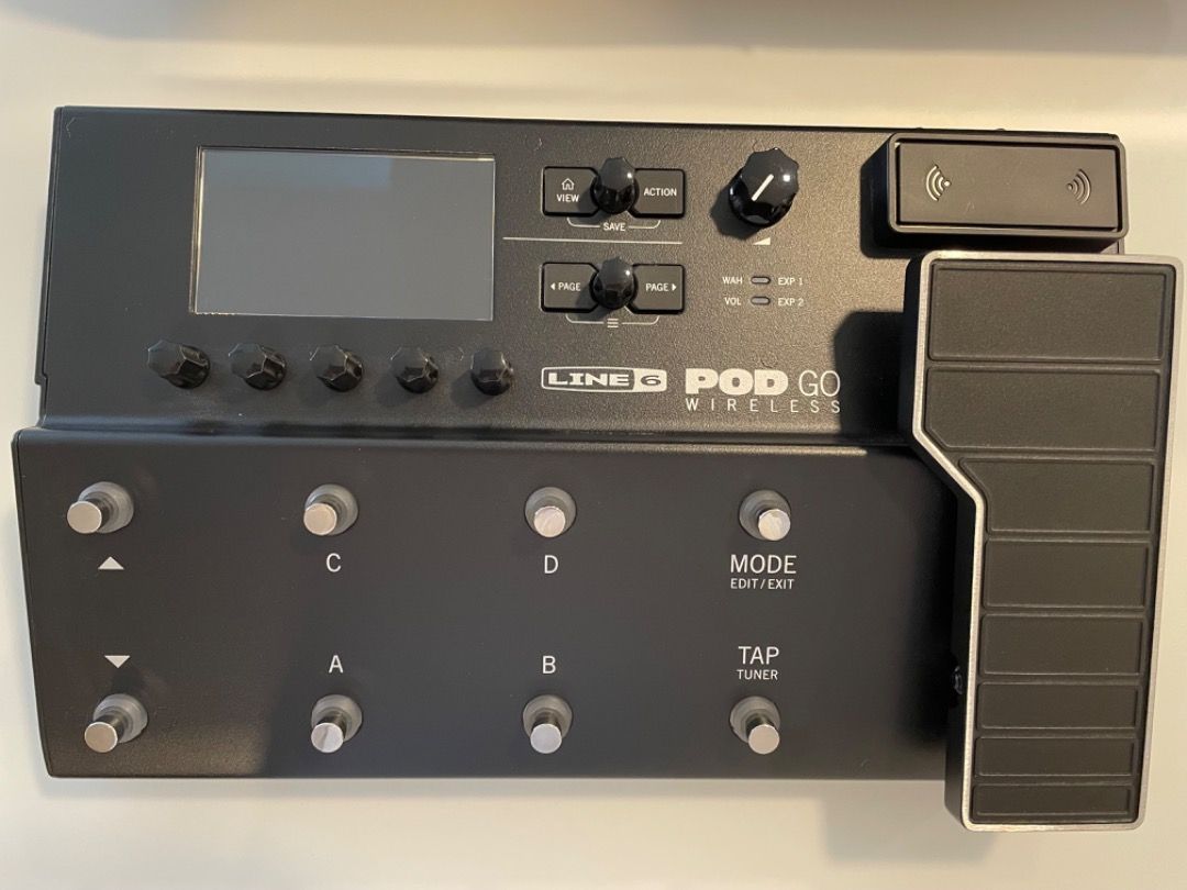 LINE 6 POD GO WIRELESS GUITAR MULTIEFFECTS PROCESSOR, Hobbies & Toys