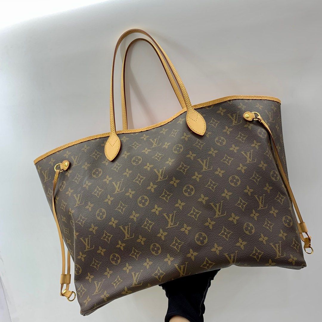 Lightly Used LV Neverfull GM Monogram Bag for Sale, Luxury, Bags & Wallets  on Carousell