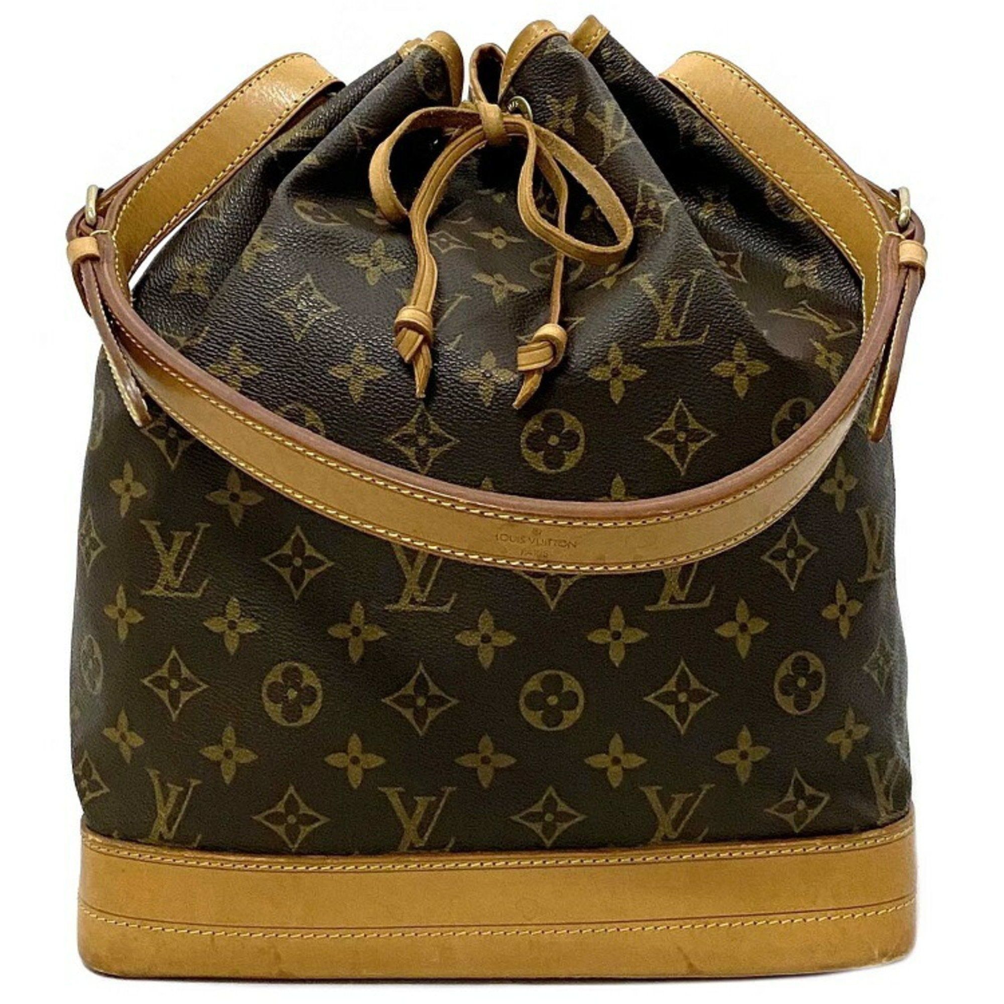 Authentic louis vuitton petit noe monogram, Luxury, Bags & Wallets on  Carousell