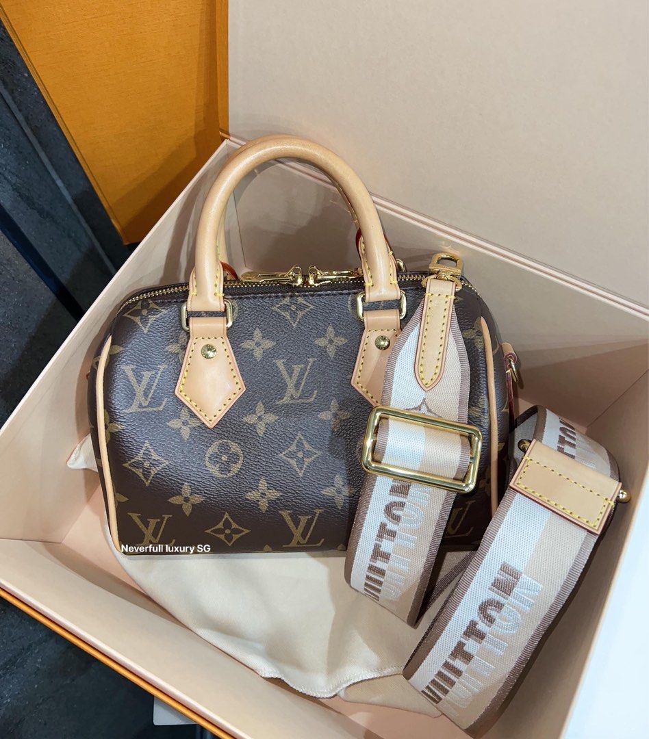 LV Speedy BANDOULIÈRE 20 (Beige strap) Last set