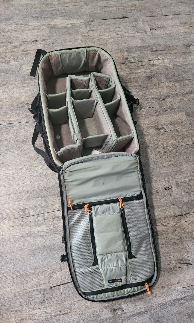 Lowepro luggage 2025