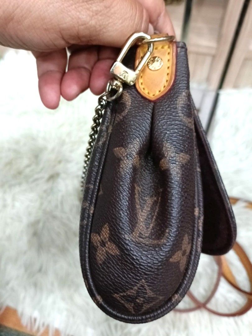 Louis Vuitton Monogram Favorite MM Crossbody Flap bag 862685