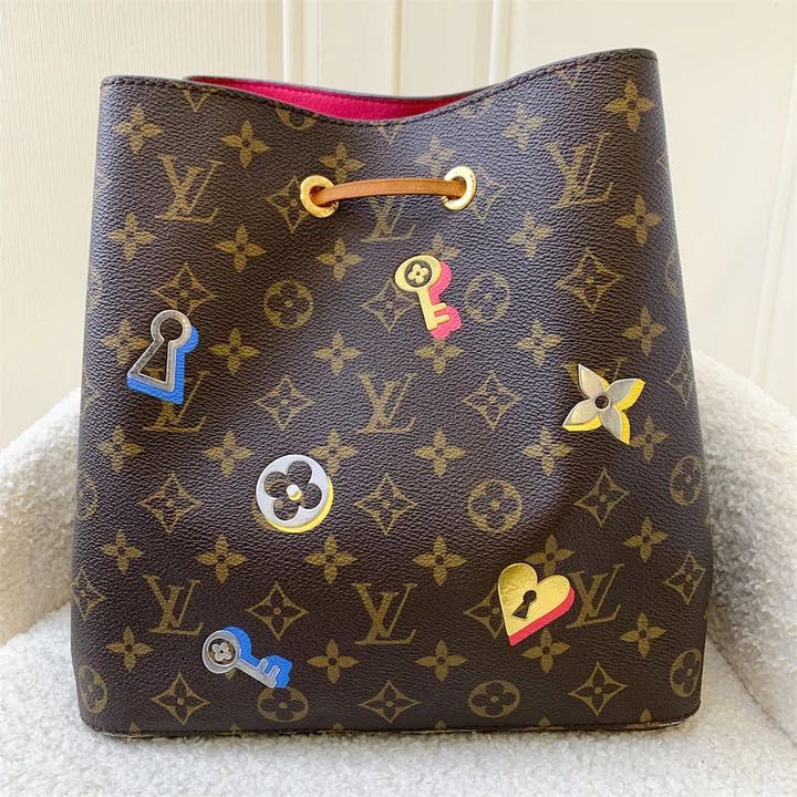 LOUIS VUITTON NEONEO LIMITED EDITION LOVE LOCK BAG