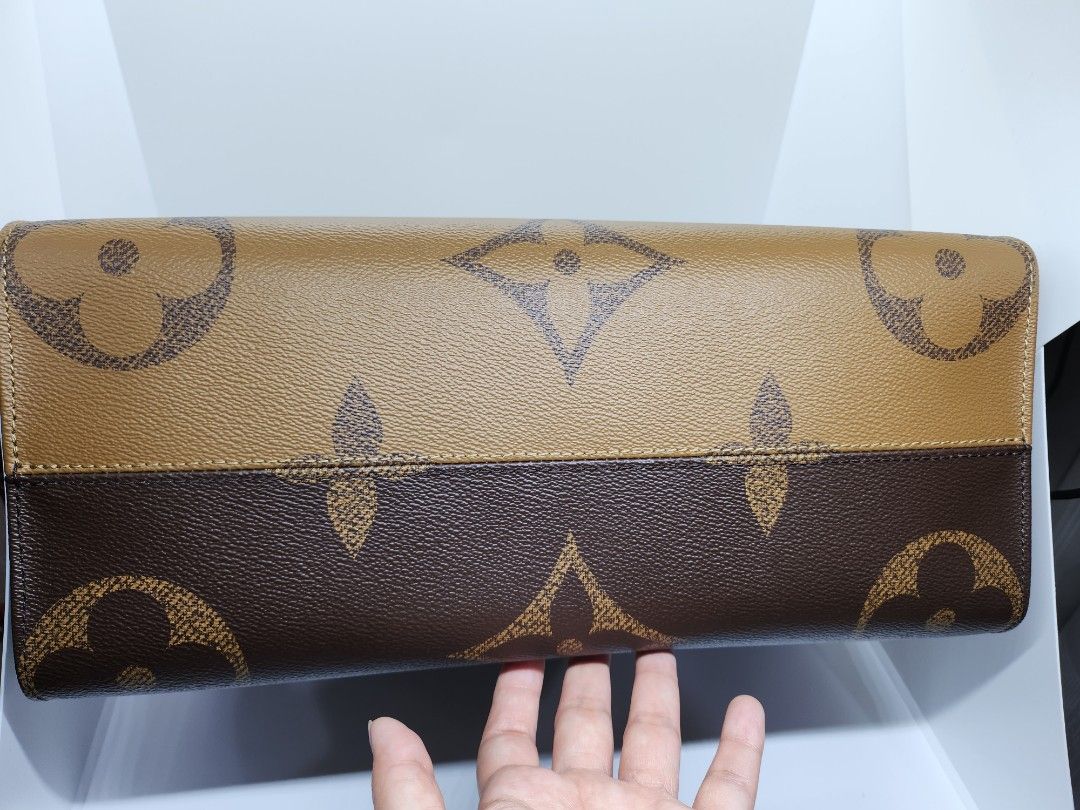 Lv on online the go wallet