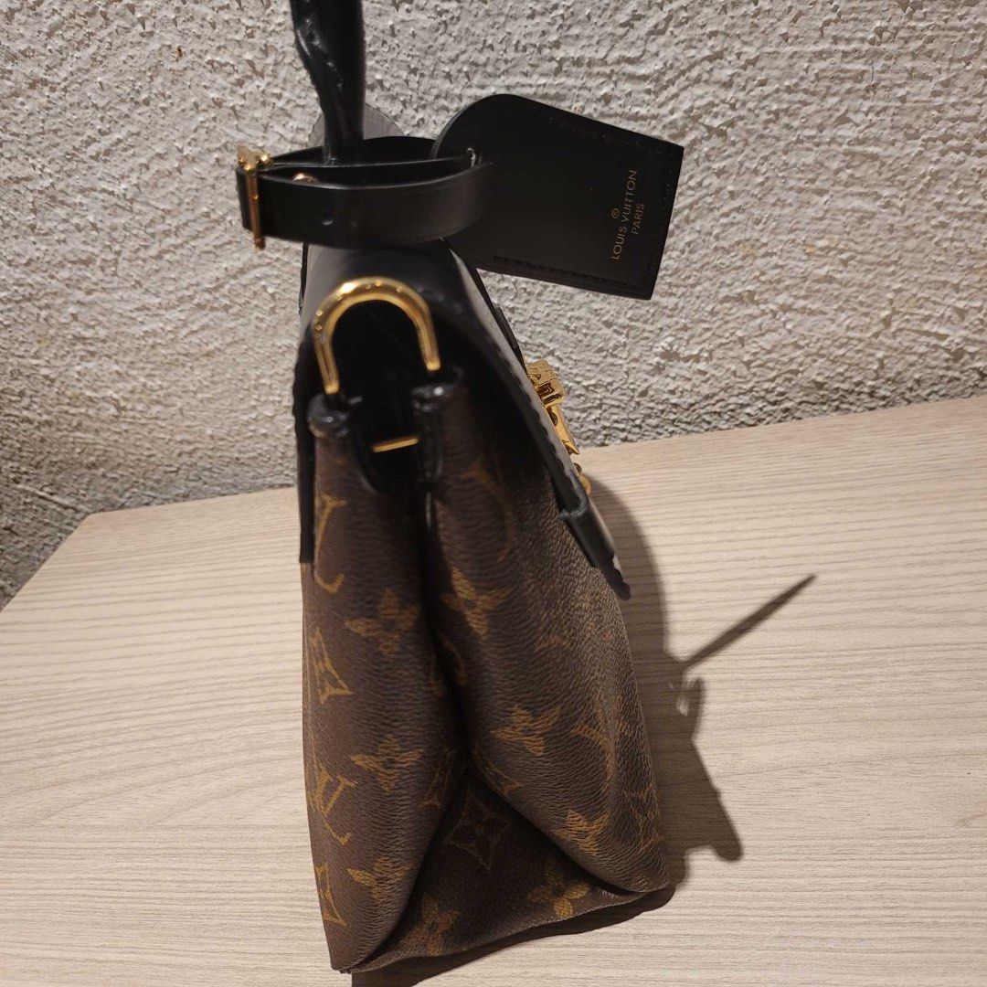Authentic LV One Handle MM Flap Bag, Luxury, Bags & Wallets on Carousell