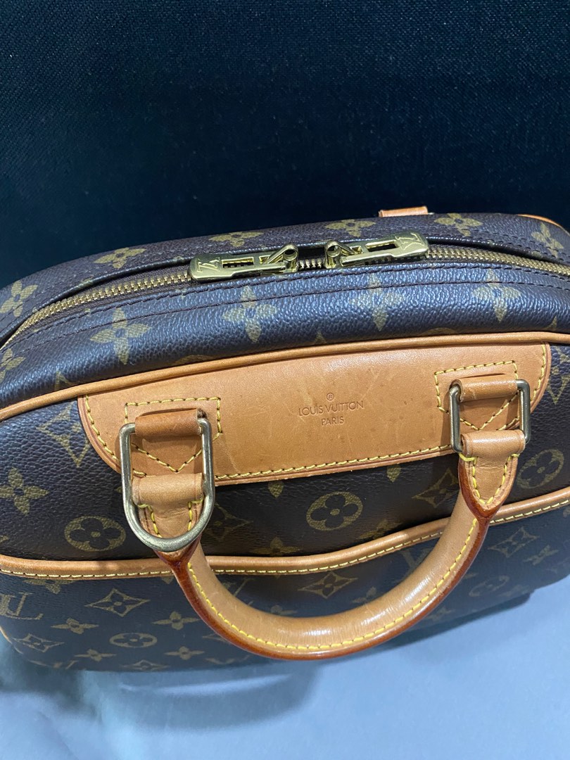 Discontinued! Vintage LV Trouville (with Date Code), Luxury, Bags & Wallets  on Carousell