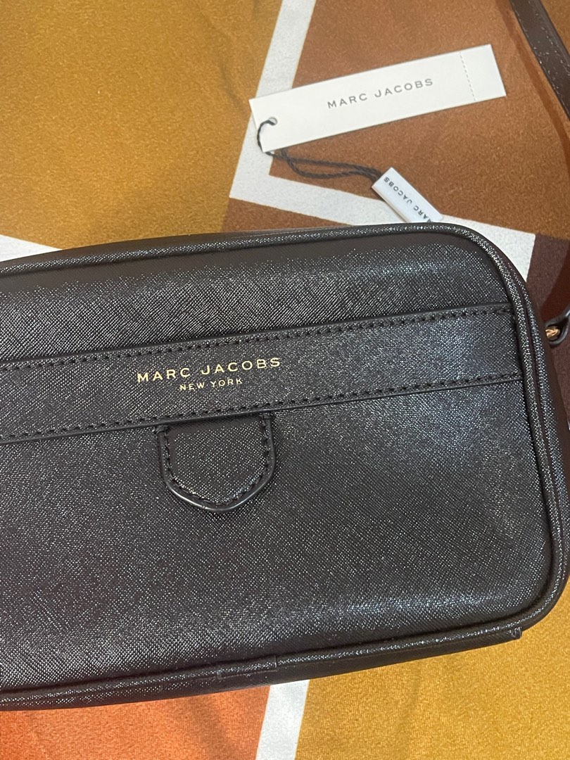 Marc Jacobs Liason Crossbody Bag, Luxury, Bags & Wallets on Carousell
