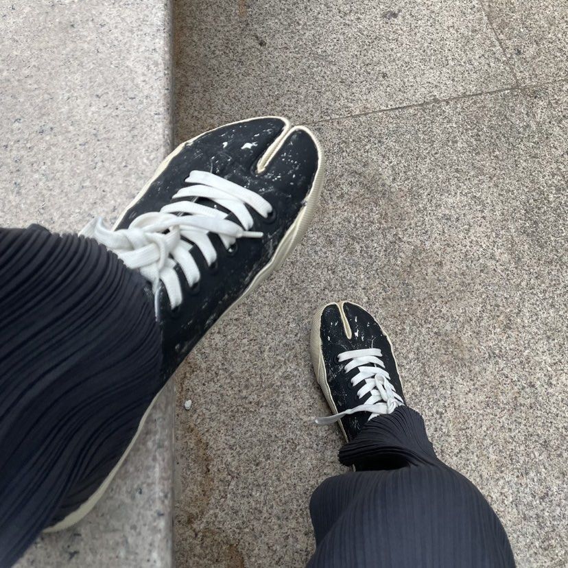 Margiela tabi sneakers