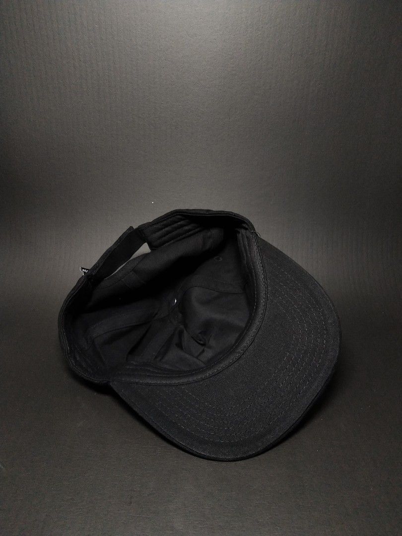 Modom surf 6panel cap (Category: Caps & Hats) located in Caloocan City. Submitted by 2pcpancakes (Listing ID 1248388658, Image 3). Description: For sale modom surf Price:600 meetup:mcu shipping:Lalamove/JRS/LBC mode of payment:GCASH/BANK TRANSFER.