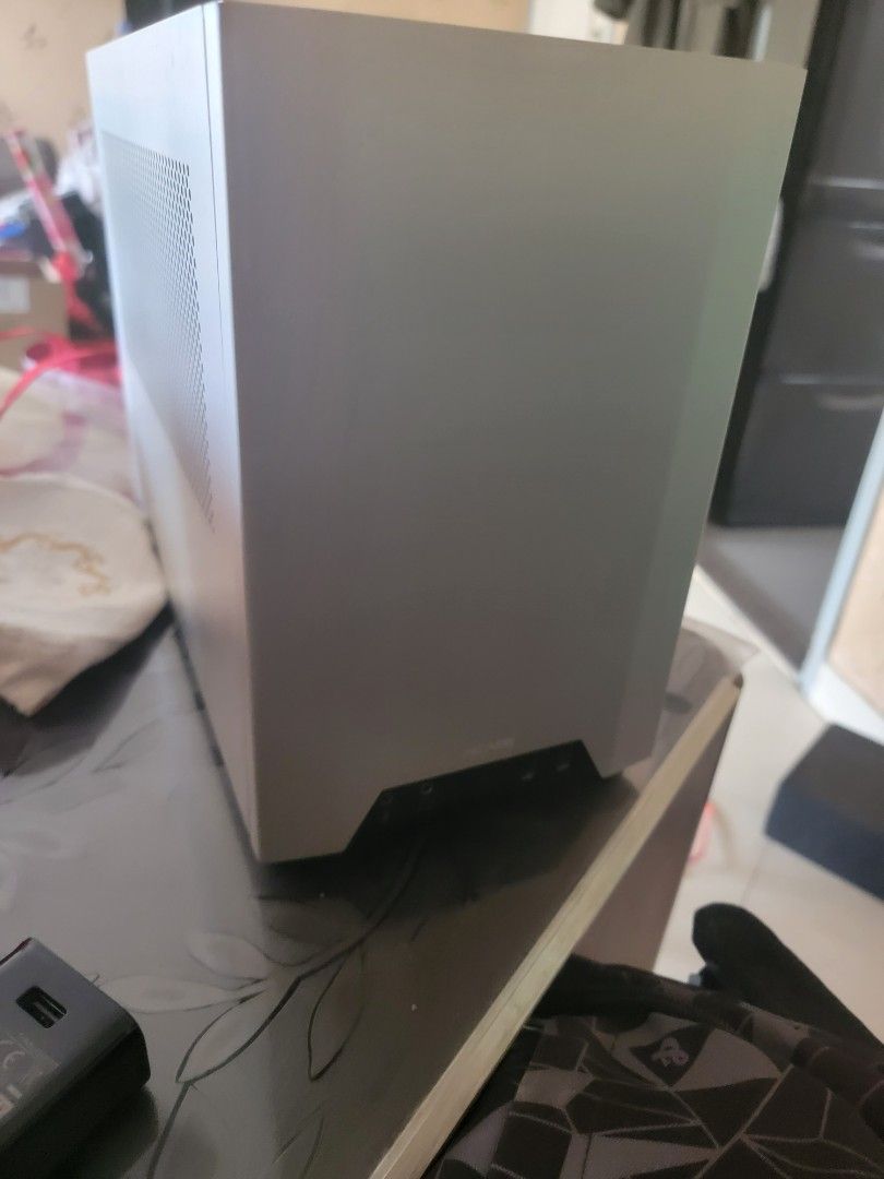 Ncase m1 v5 + sf600 gold + l12 cpu cooler, 電腦＆科技, 桌上電腦