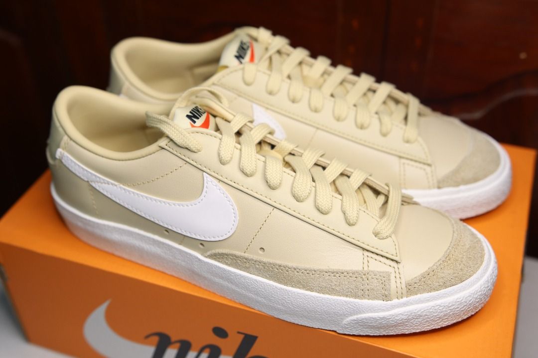 Nike blazer sales low gold
