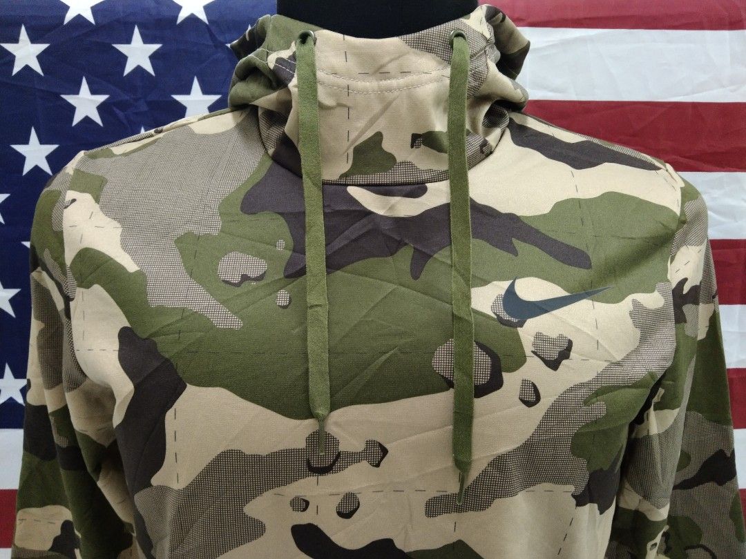 Nike Therma Fit Camo AOP Hoodie BF53 Men s Fashion Tops Sets