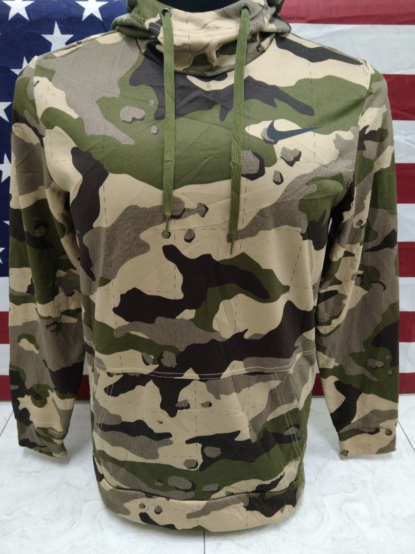 Nike Therma Fit Camo AOP Hoodie BF53 Men s Fashion Tops Sets