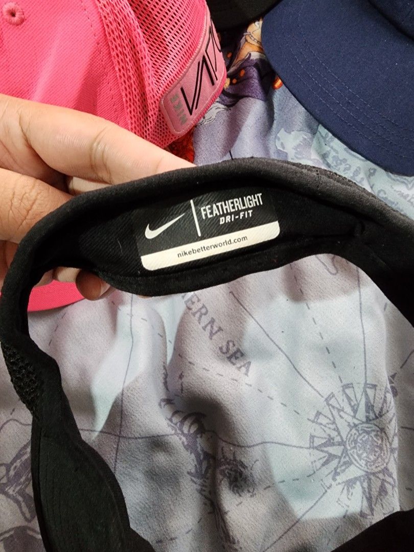 Nike Visor featherlight dri fit cap (Category: Caps & Hats) located in Bayombong. Submitted by nica7 (Listing ID 1248403283, Image 3). Description: once used, no flaws.