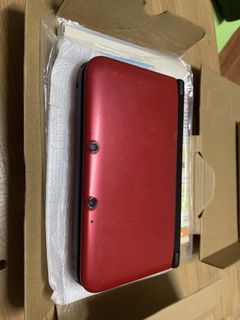 Nintendo 3ds Xl with box