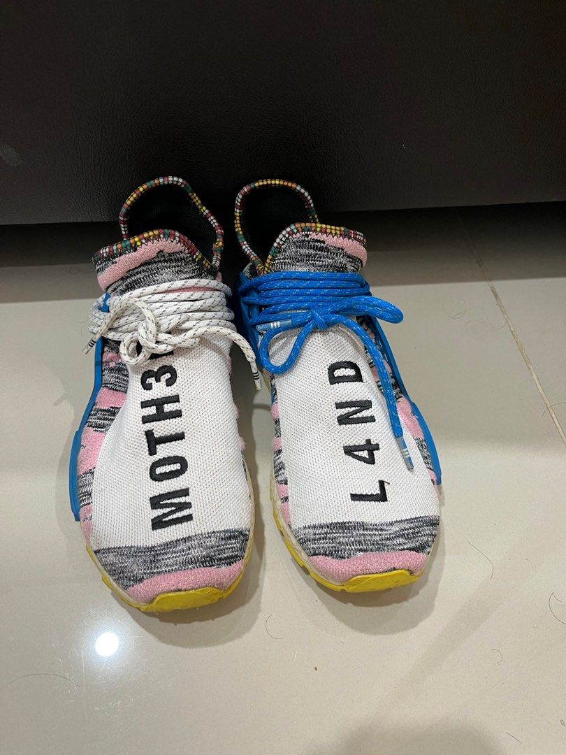 Human race motherland outfit store